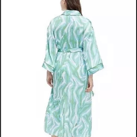 New Diane Von Furstenberg X Target Satin Disco Zebra Green Robe - DVF XS  NWT - Picture 2 of 7